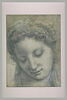 Tête de femme inclinée, souriante, les yeux baissés, image 2/3
